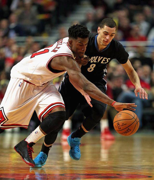 松完成破门 松完成破门