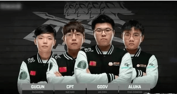 对每名选手 对每名选手